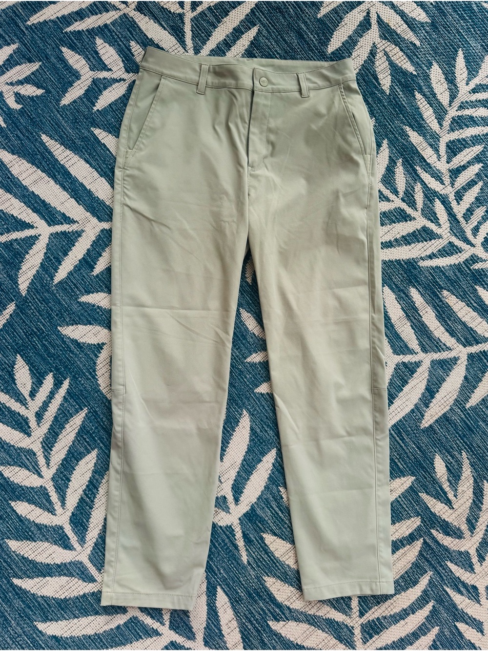 The North Face Women’s Tan/Cream Straight-Leg Adventure Pants Size 6